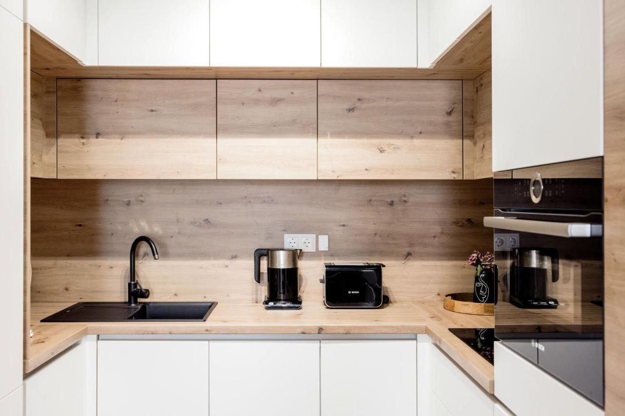 Walnut Tree Apartment Boedapest Buitenkant foto